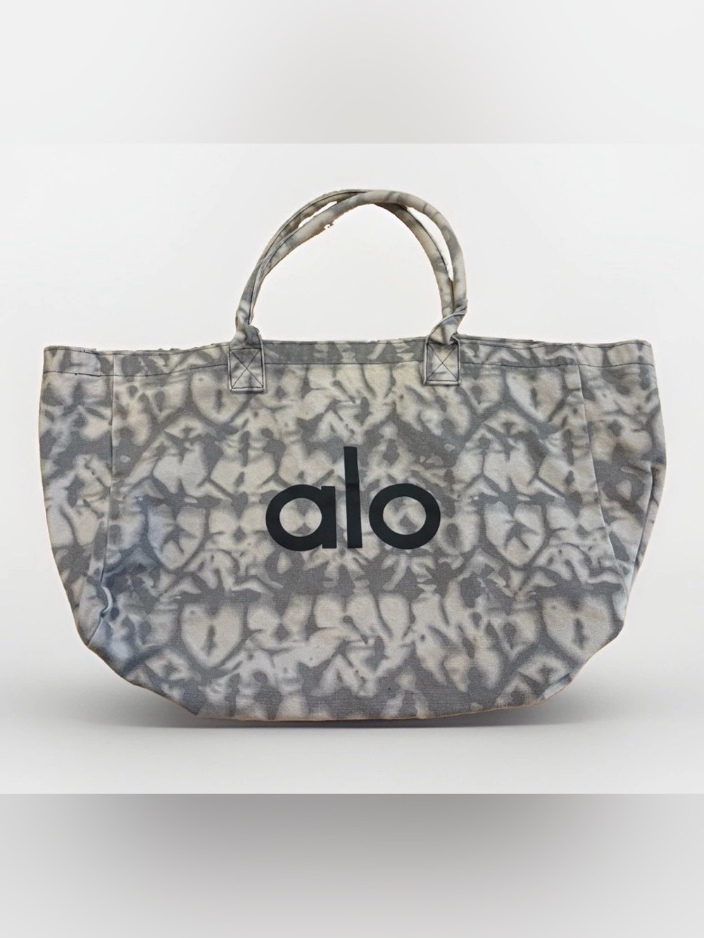 ALO Yoga Tote Bag Gray Tie Dye Gym Bag Beach Travel Weekend Carry-On Purse